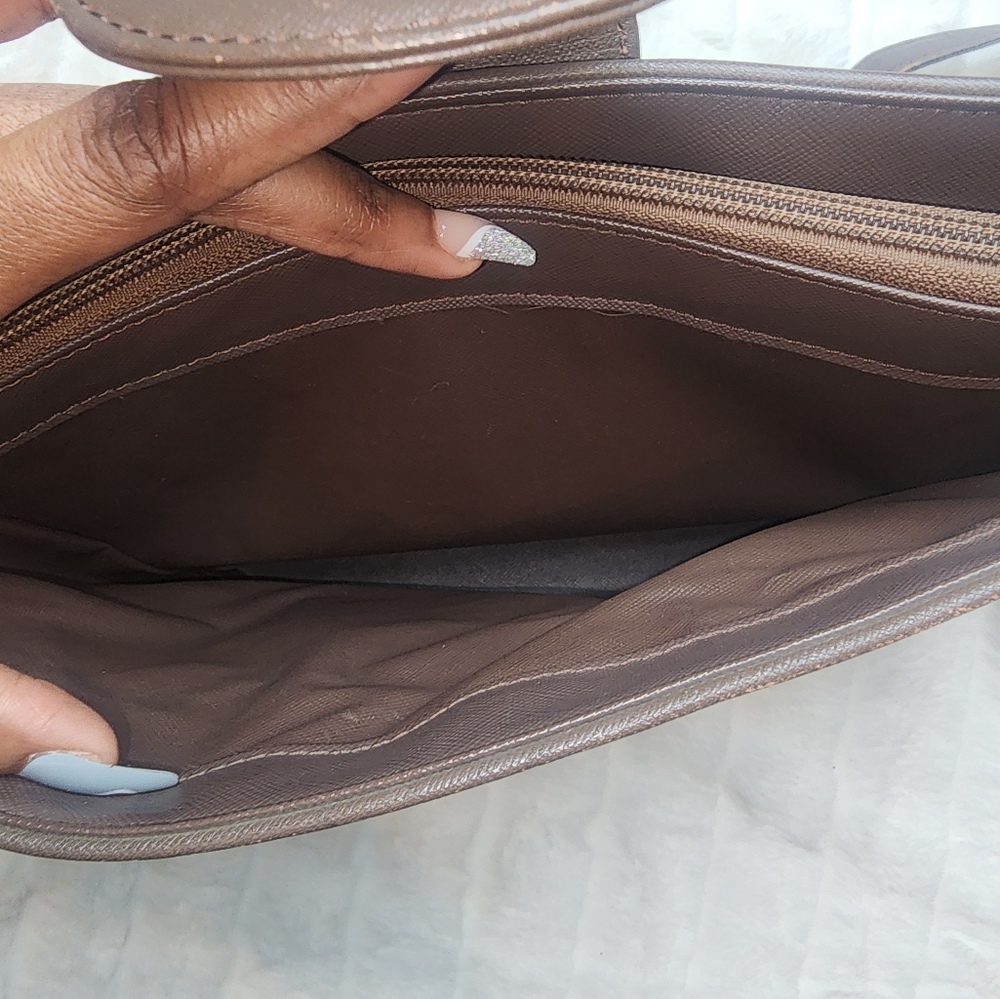 Vinatge Burberry Green and Brown Shoulder Bag - Picture 7 of 11